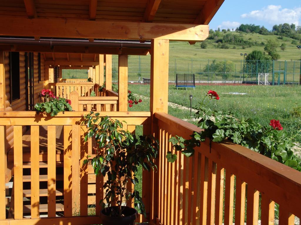 הוילה באיה דה פייר Complex Agroturistic Livada De Nuci מראה חיצוני תמונה